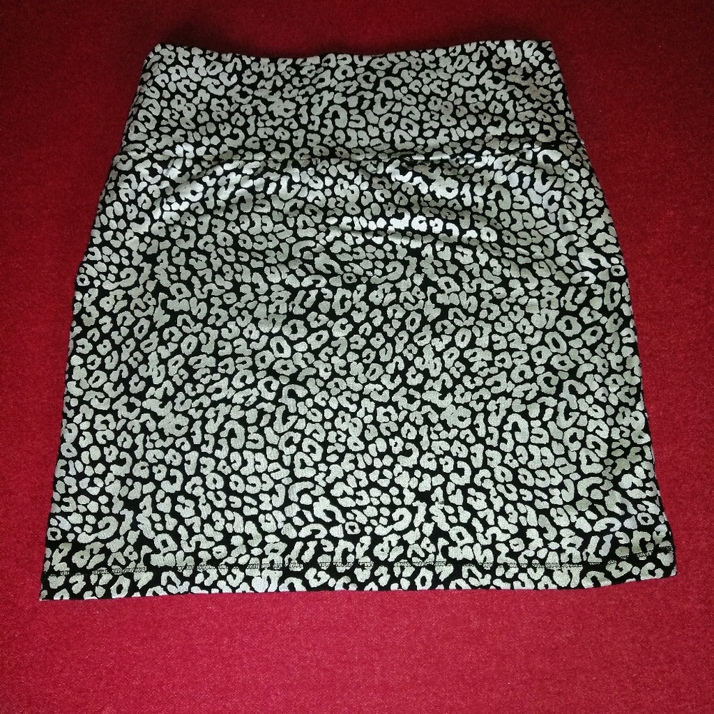 Mini skirts (ALL 3)